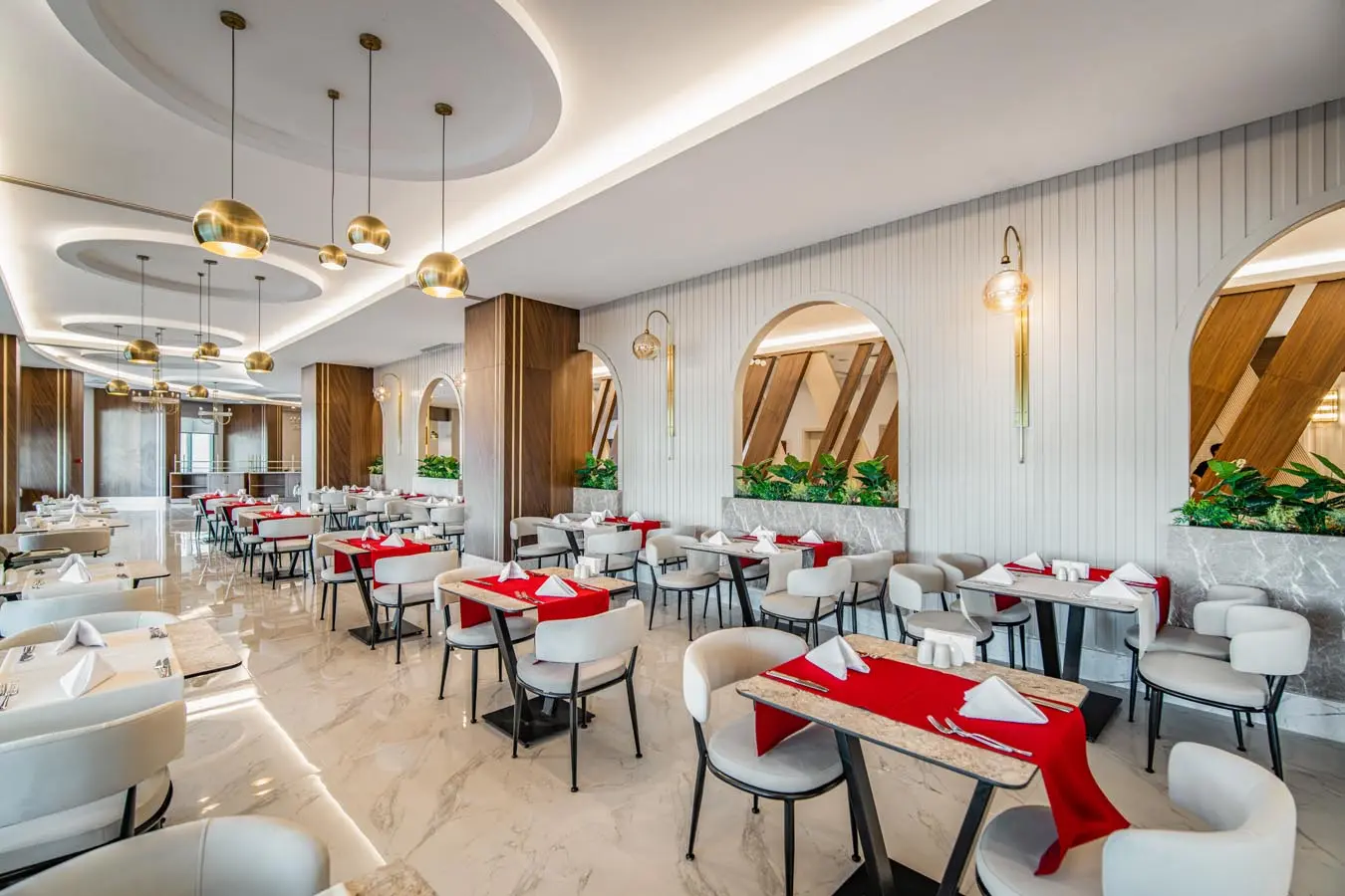 Side Moon Palace Hotel