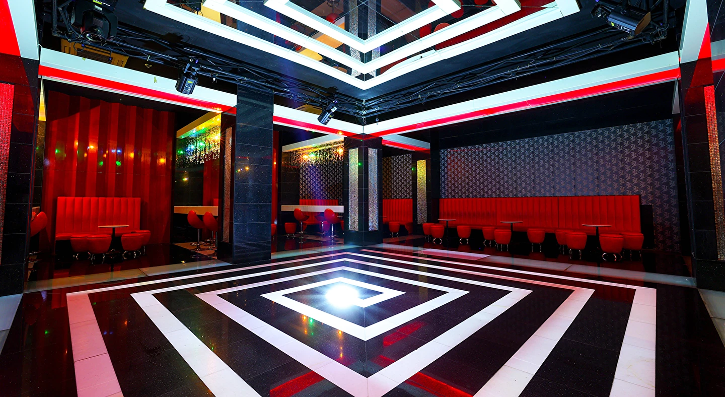 Crystal De Luxe Comfort Collection